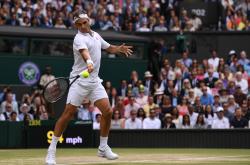 费德勒迎来十赛季高光表现，雄鹿球迷沸腾！的简单介绍