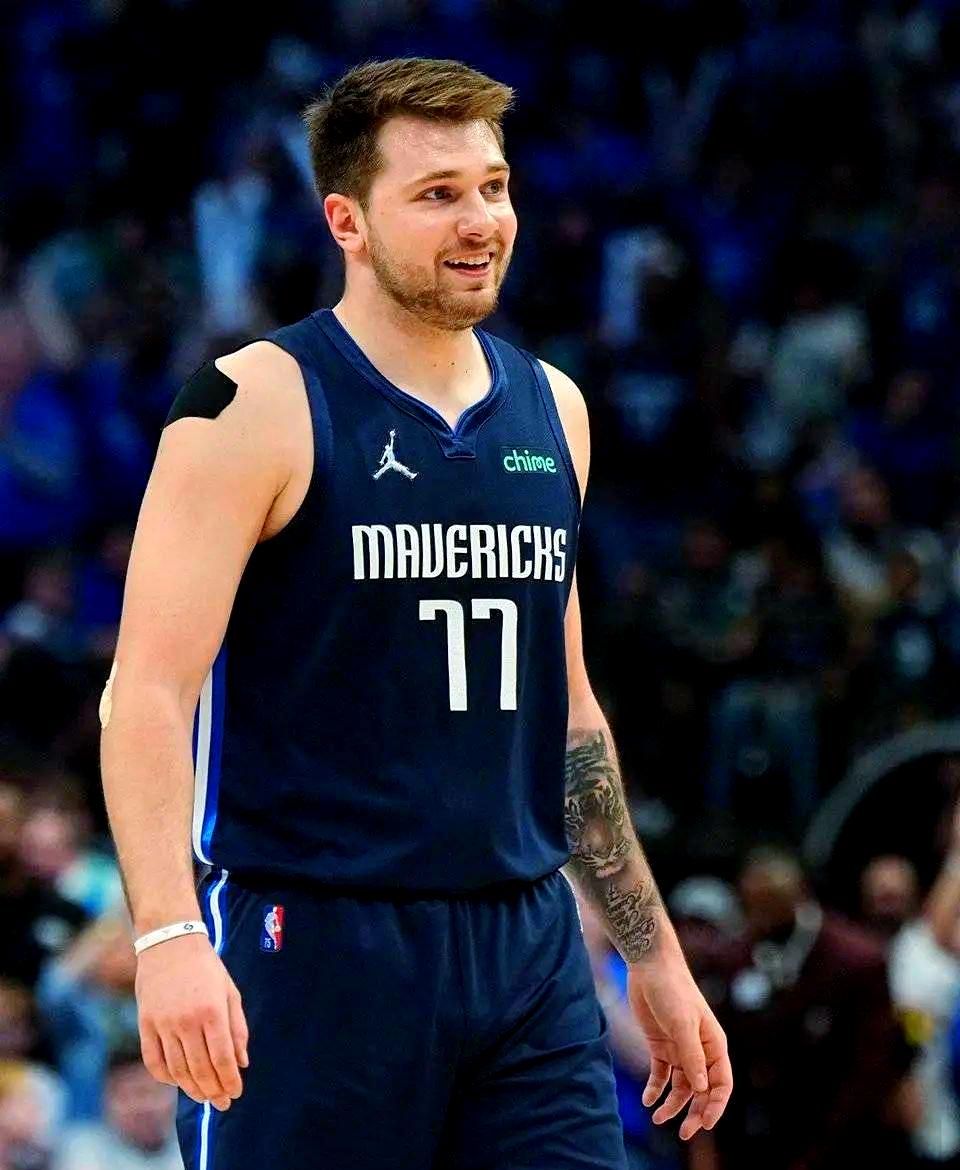 包含东契奇在皇家马德里比赛中逆转,惊险取胜引发热议!的词条 包含东契奇在皇家马德里比赛中逆转,惊险取胜引发热议!的词条