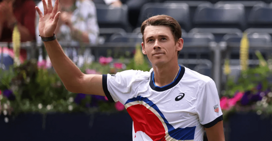  杨建平吐口水完整视频 